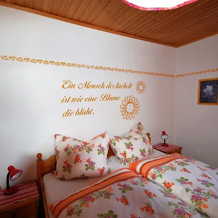 Dom wakacyjny Charming House In Pruggern, Mountain View *
