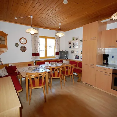 Charming House In Pruggern, Mountain View 別荘 プルークガーン