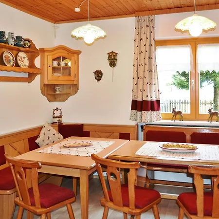 Dom wakacyjny Charming House In Pruggern, Mountain View