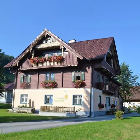 Dom wakacyjny Charming House In Pruggern, Mountain View