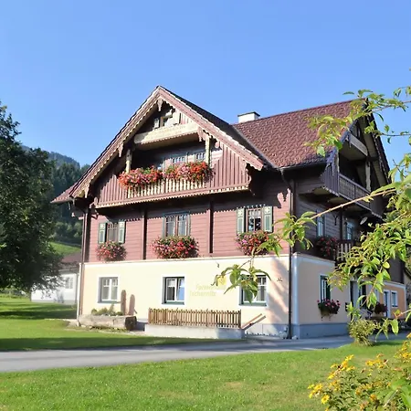 Charming House In Pruggern, Mountain View 別荘 *