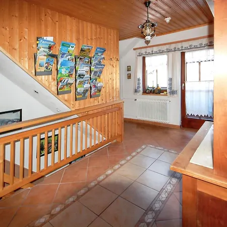 Charming House In Pruggern, Mountain View 別荘