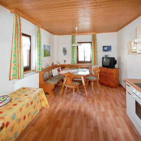Charming House In Pruggern, Mountain View 別荘 *
