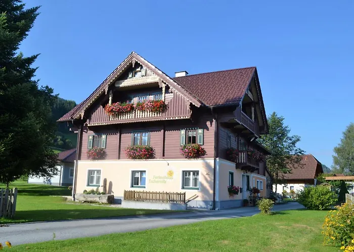 Charming House In Pruggern, Mountain View Holiday home *